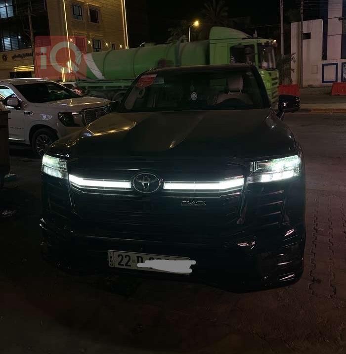 تويوتا لاندكروزر